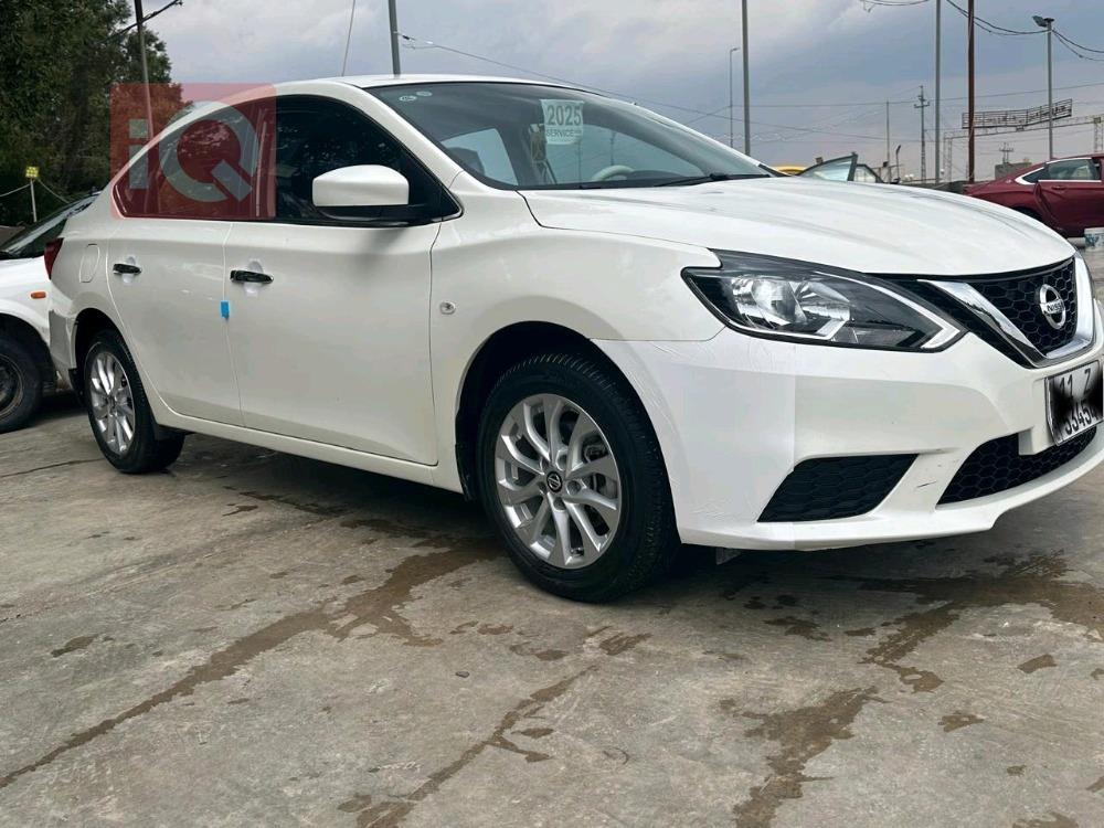 نيسان سنترا